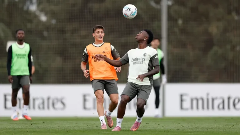 Xabi Alonso recupera a seis internacionales antes de visitar a la Real Sociedad