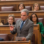 El PP presenta en el Congreso su plan de inmigración basado en la legalidad y la integración: “Frente al caos del sanchismo”