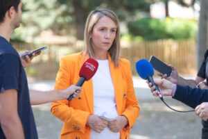 El PP propone un “visado por puntos” para regularizar inmigrantes y endurecer el control frente a las mafias