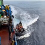 Abordado a 600 millas de Canarias un barco con 6.500 kilos de cocaína ocultos en sus bodegas