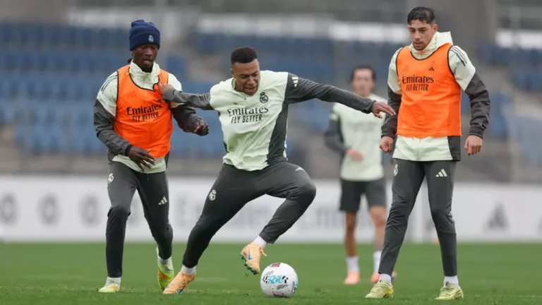 El Real Madrid busca mantener la racha ante el Valencia tras su triunfo en el Clásico