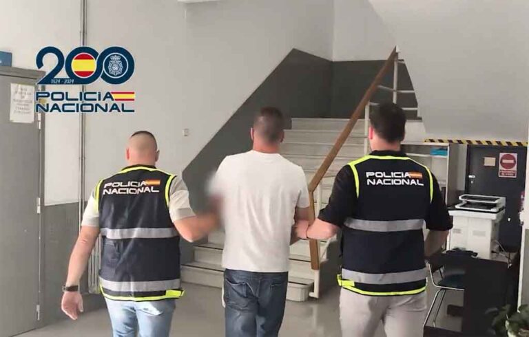 Detenidos 21 ultras de Boixos Nois y United Family por los disturbios en Sevilla antes de la Copa del Rey