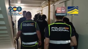 La Policía Nacional desmantela un entramado financiero que blanqueó más de 102 millones mediante chiringuitos online