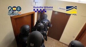 Falsas ofertas de trabajo y prostitución forzada: cae una organización criminal en Barcelona y Valencia