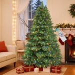 Realistas, resistentes y para todos los espacios: así son los 10 mejores árboles de Navidad artificiales 2025