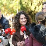 Enma López carga contra Feijóo: “Es una mala copia de Abascal y asume su discurso racista, xenófobo y falso”