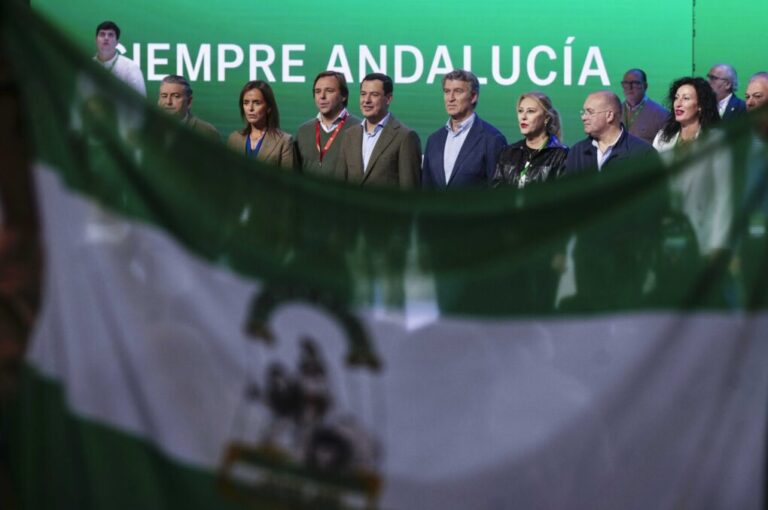 Feijóo acusa al Gobierno de Sánchez de “vergüenza internacional” y exige una regeneración política