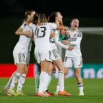 El Real Madrid evita la derrota en el descuento y sigue invicto en Europa