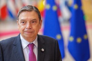 Planas exige a Bruselas modernizar la Política Pesquera Común y recuperar días de faena en el Mediterráneo