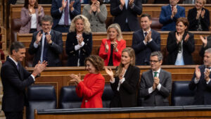 El Gobierno prolonga su hoja de ruta social, económica y anticorrupción para consolidar la estabilidad hasta 2027