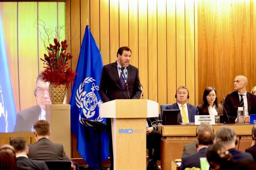 Puente apuesta por un sector marítimo descarbonizado y refuerza la candidatura española en la OMI