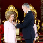 El Palacio Real acoge una solemne entrega del Toisón de Oro a la Reina Sofía y a destacados servidores del Estado