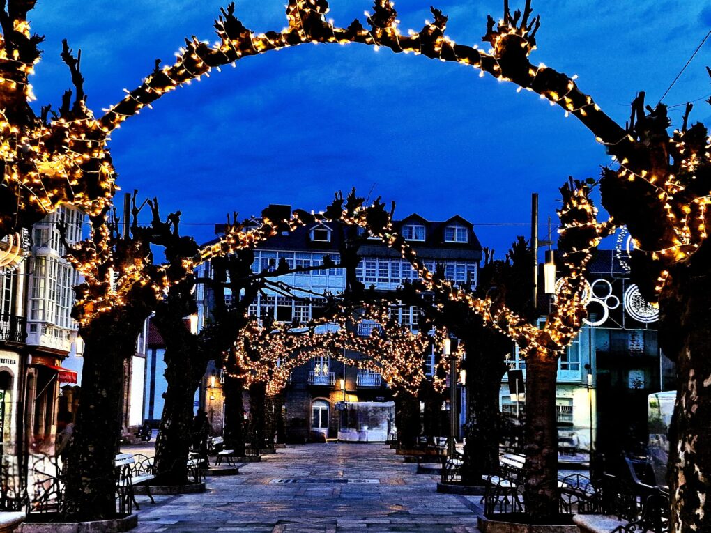 Luz, mar y emoción: Cee despliega una Navidad inolvidable en la Costa da Morte