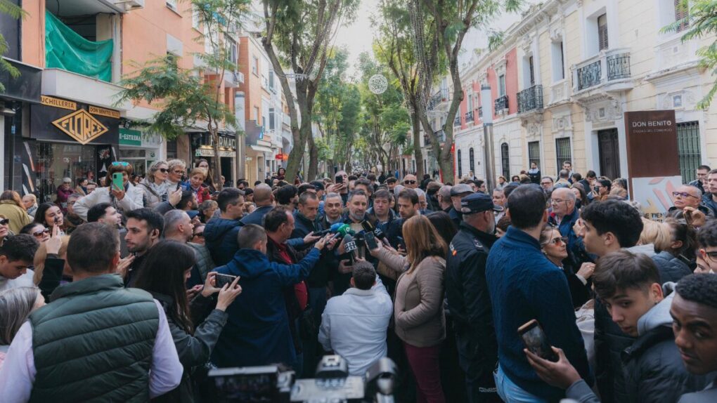 Abascal acusa al Gobierno de Sánchez de corrupción y de degradar la política española