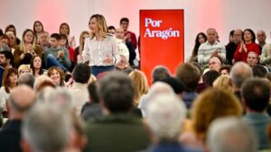La socialista Pilar Alegría presenta su candidatura para liderar Aragón y recuperar el diálogo político