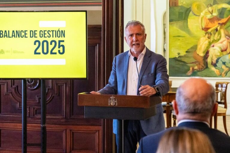 Ángel Víctor Torres hace balance y subraya el diálogo como eje de la legislatura