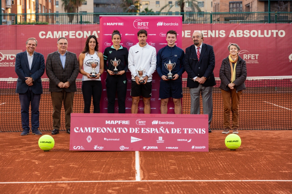 Lucía Cortez e Iñaki Montes reinan en el Campeonato de España Absoluto de Tenis