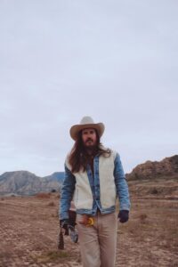 El Ruido de las Estrellas: Carlos Sadness presenta la canción que conecta con su obra literaria más íntima