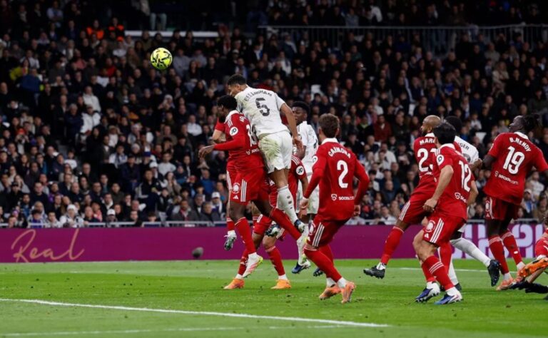 Victoria blanca y noche histórica: Mbappé alcanza el récord de Cristiano Ronaldo