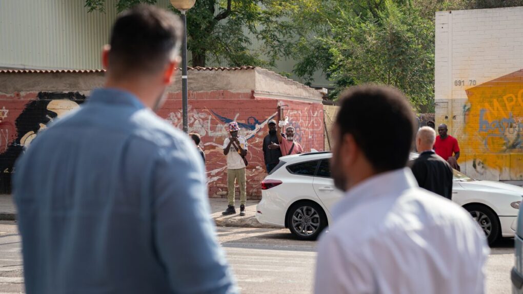 Polémica en Badalona: VOX rechaza destinar fondos públicos a los okupas desalojados del B9