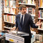 Barómetro de lectura 2025: el ocio de leer alcanza a casi el 70% de los españoles