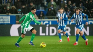 El Betis cae en Vitoria: goles tempraneros de Alavés deciden el partido (2-1)