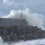 Noche de cautela en Galicia: el temporal continúa aunque mejora la situación en el litoral