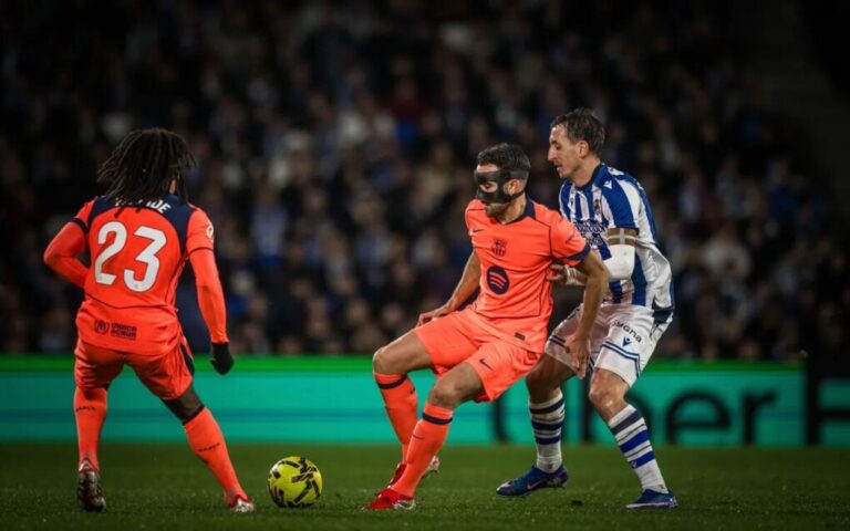 El fútbol castiga al Barça en Anoeta: 25 disparos, cinco palos y derrota