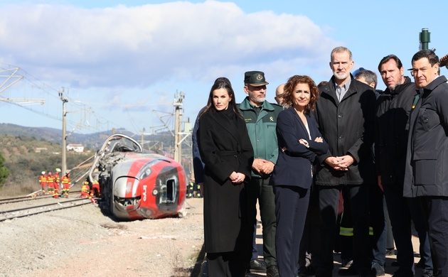 Felipe VI y Letizia, junto a los heridos de Adamuz: “Todo el país está con vosotros”