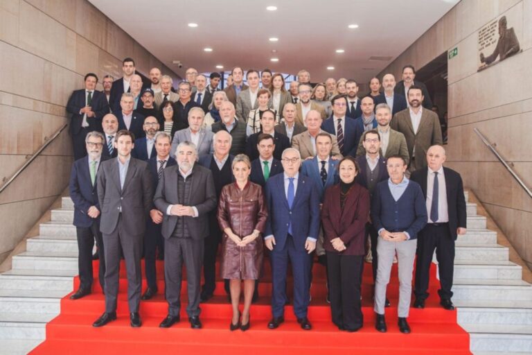 Tolón subraya el papel clave de las federaciones en el futuro del deporte español