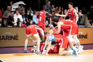 Un triple sobre la bocina culmina la gran remontada del Río Breogán en Andorra