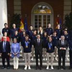Sánchez homenajea a los medallistas españoles de Milano Cortina y promete más apoyo al deporte de invierno