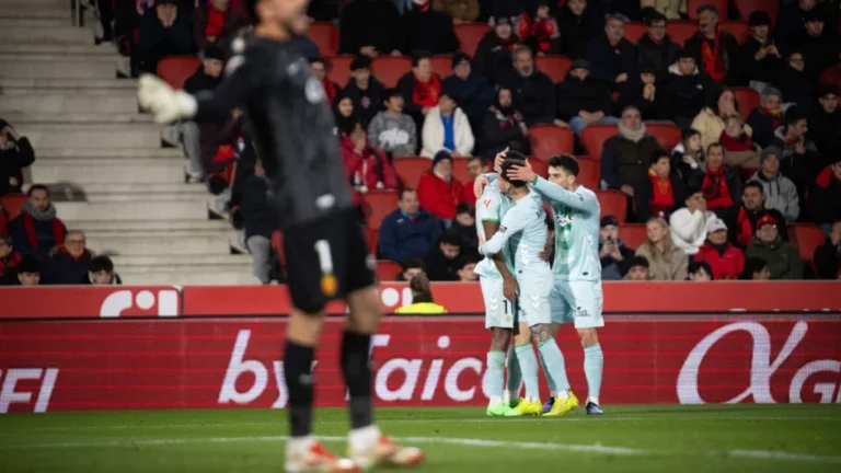 El Betis asalta Son Moix y suma tres puntos de oro ante el RCD Mallorca