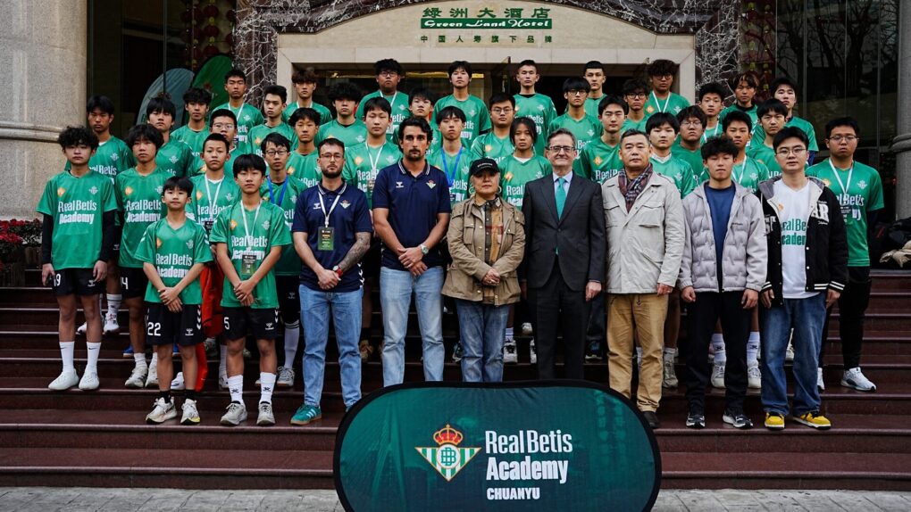 El modelo formativo del Betis conquista Asia: nueva academia en China con objetivo de 1.000 inscritos