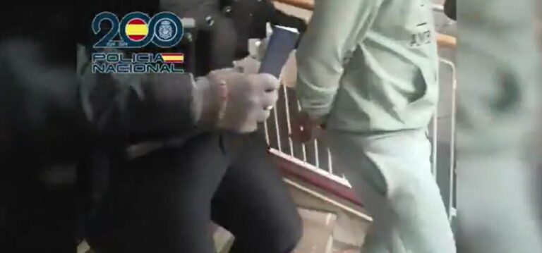 Cae una red que expedía pasaportes colombianos fraudulentos para acceder a España