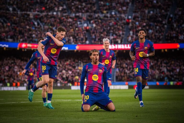 El Barça impone su ritmo al Mallorca y refuerza su condición de líder en el Camp Nou