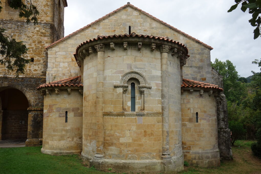 Seminarios, podcasts y cursos online para redescubrir el románico asturiano: así es el nuevo proyecto cultural