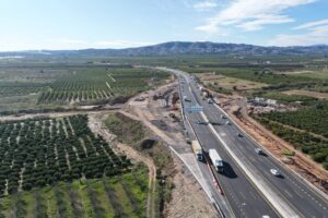 Finalizan las obras clave en la A-7 sobre el Barranco del Poyo tras los daños de la DANA