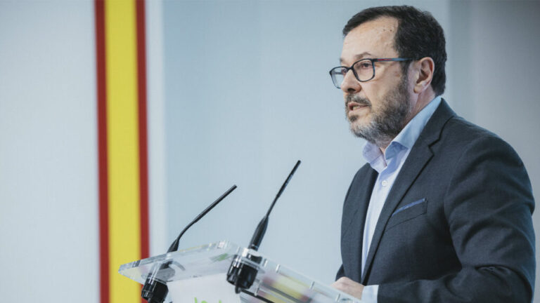 Prohibir el burka en España: la ofensiva de VOX y el aviso directo al Partido Popular