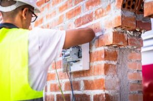 El paro repunta en febrero, aunque sigue en cifras no vistas desde antes de la crisis de 2008