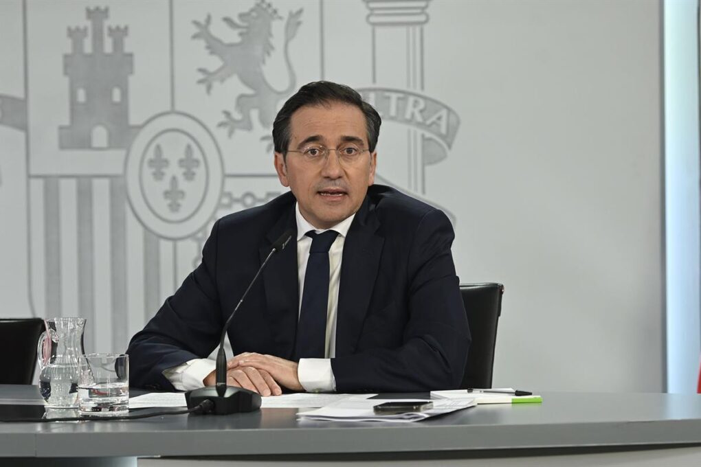 El Gobierno condena la violencia en Oriente Próximo y repatria a más de 175 españoles