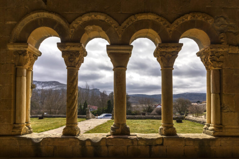 Viajar al corazón del románico en Semana Santa: el Rom organiza rutas, teatro y experiencias culturales