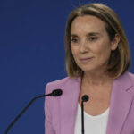 Cuca Gamarra acusa a Sánchez de mentir y reclama autorización parlamentaria para la misión en Chipre