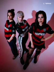 Resurrection Fest Estrella Galicia y DUX lanzan una colaboración que conecta dos mundos