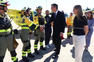 El Gobierno refuerza medios aéreos y drones para combatir los incendios forestales este verano