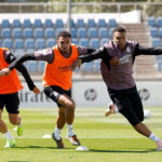 El Real Madrid prepara el duelo ante el Sevilla con varias bajas y Valverde parcialmente recuperado