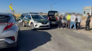 Cinco detenidos por asaltar a punta de pistola a varias víctimas en Novés y robar 47.250 euros