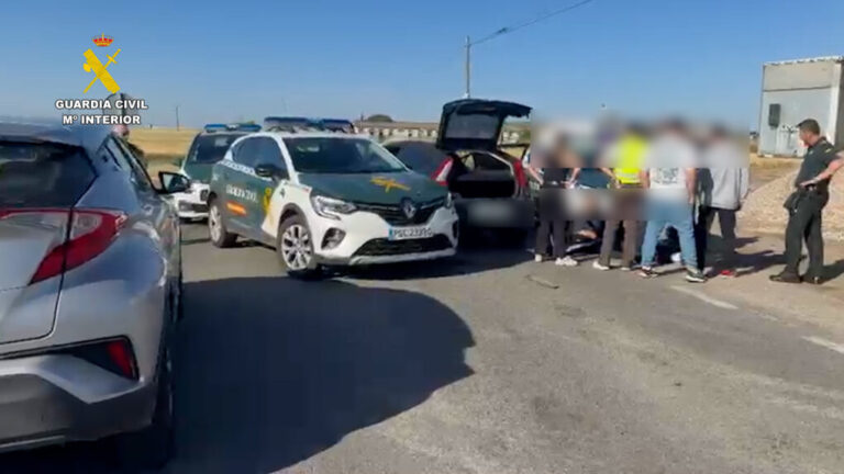 Cinco detenidos por asaltar a punta de pistola a varias víctimas en Novés y robar 47.250 euros
