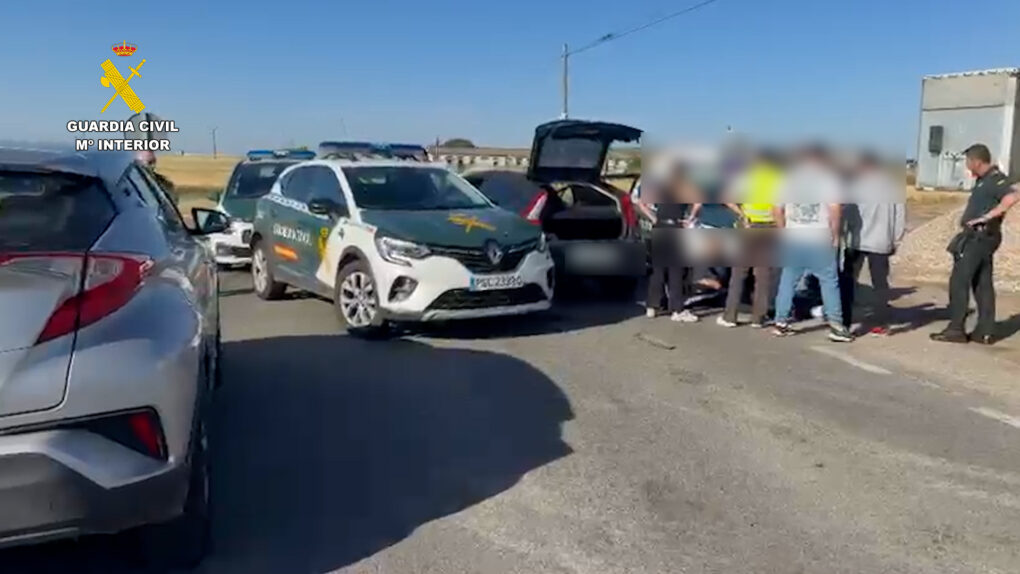Cinco detenidos por asaltar a punta de pistola a varias víctimas en Novés y robar 47.250 euros