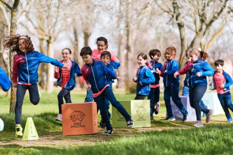 Más de 10.000 escolares celebran en España el Día Internacional de las Escuelas de Atletismo